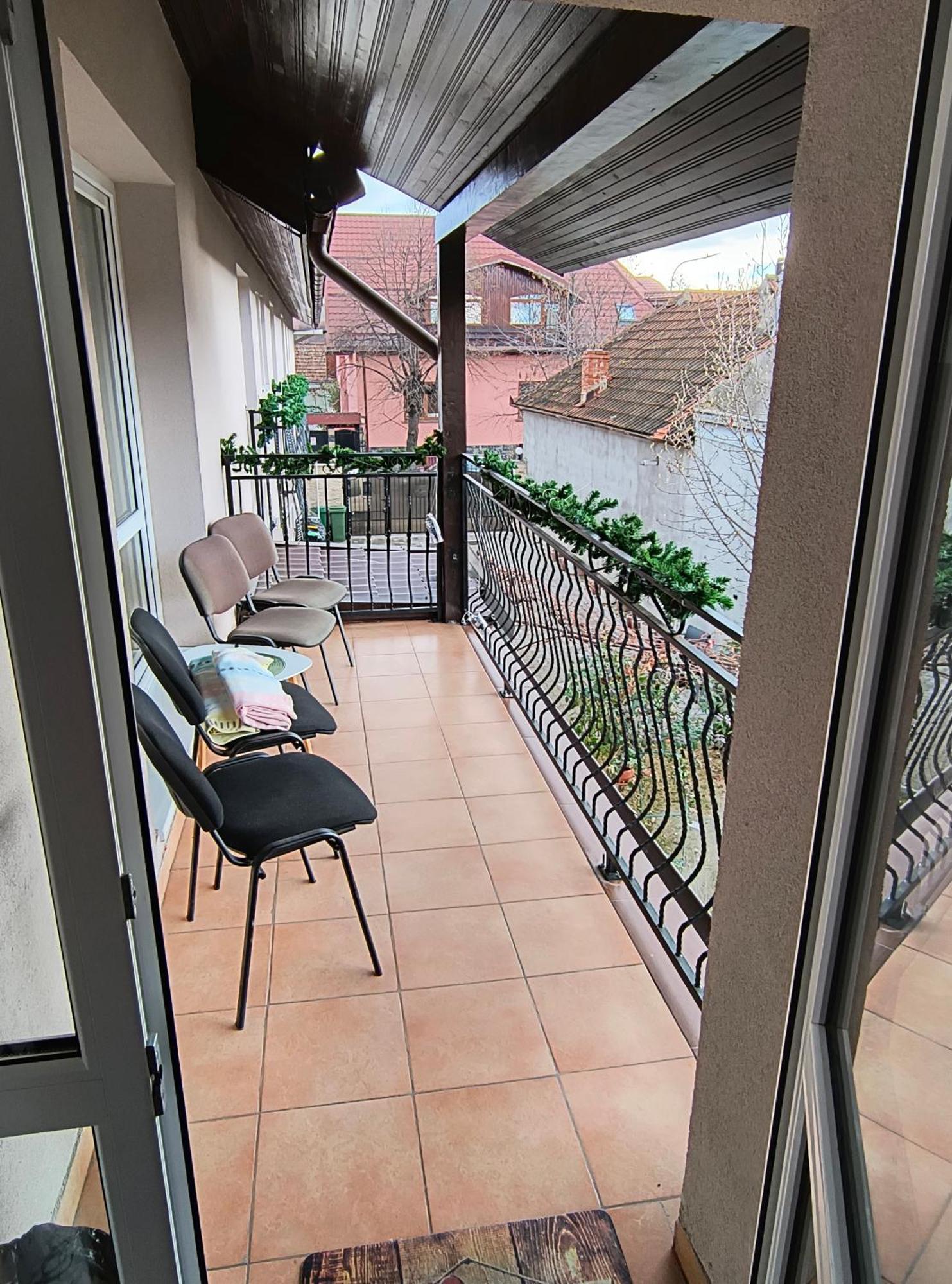 Casa Mais Braşov Exterior foto